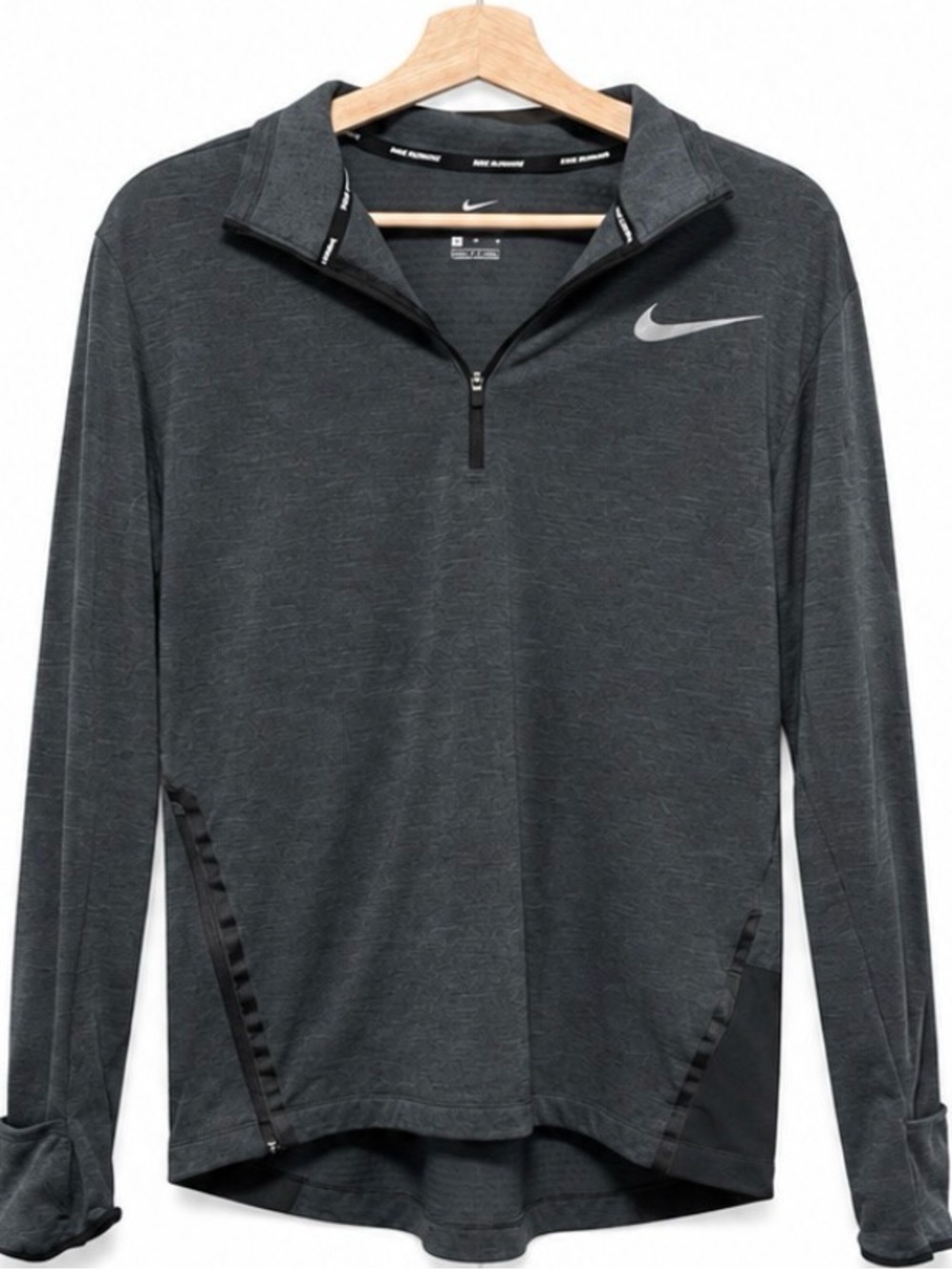 Nike running dri-fit quarter zip size M